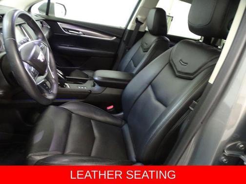 Bronze Dune Metallic 2018 Cadillac XT5 Luxury