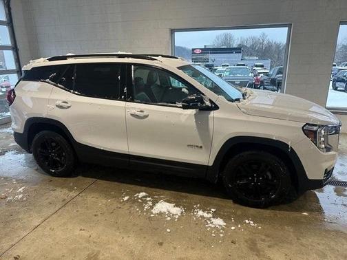2022 GMC Terrain AT4