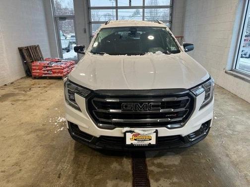 2022 GMC Terrain AT4