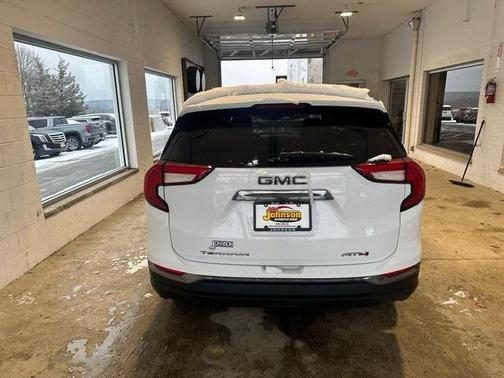 2022 GMC Terrain AT4