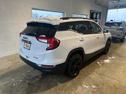 2022 GMC Terrain AT4