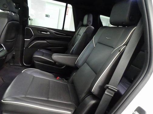 2022 Cadillac Escalade Sport
