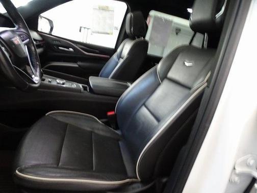 2022 Cadillac Escalade Sport
