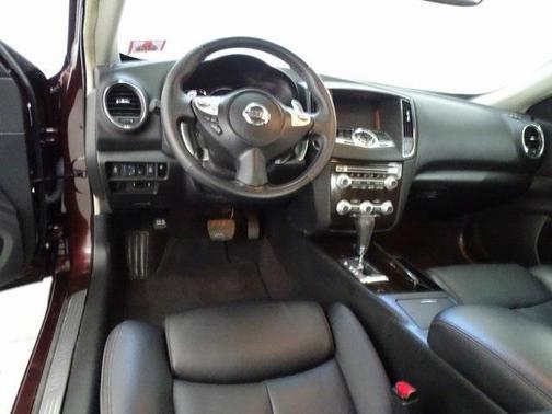 2014 Nissan Maxima SV