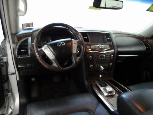 2015 INFINITI QX80 Base