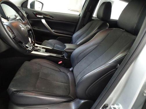 Alloy Silver Metallic 2024 Mitsubishi Eclipse Cross SE