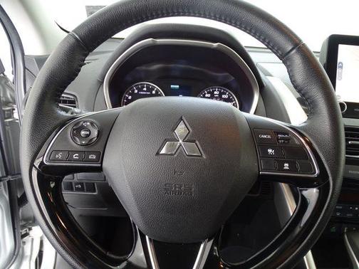 Alloy Silver Metallic 2024 Mitsubishi Eclipse Cross SE