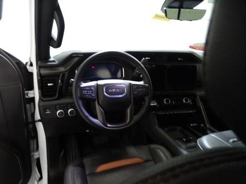 Summit White 2024 GMC Sierra 2500 AT4