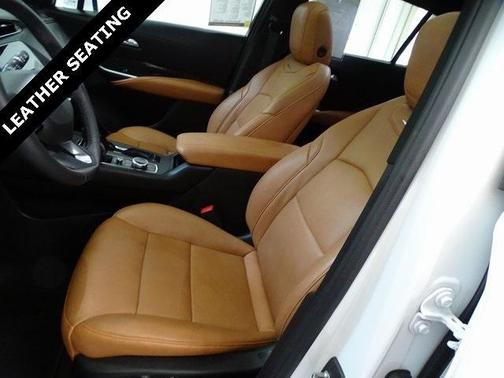 2022 Cadillac XT4 Premium Luxury