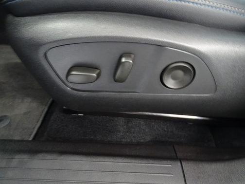 Summit White 2025 Chevrolet Equinox EV LT 2