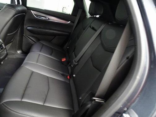 2022 Cadillac XT5 Luxury