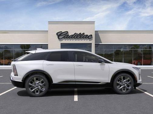 2025 Cadillac OPTIQ Luxury