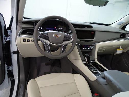 Crystal White Tri-Coat 2026 Cadillac XT5 Premium Luxury