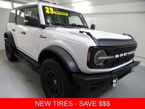 Oxford White 2023 Ford Bronco Wildtrak