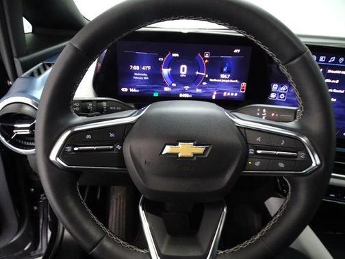 2025 Chevrolet Equinox EV LT 2