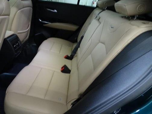 2024 Cadillac XT4 Luxury