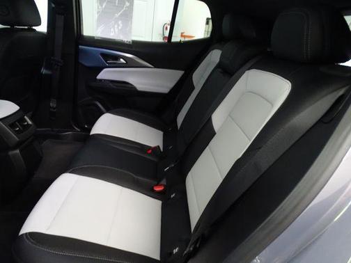 Galaxy Gray Metallic 2025 Chevrolet Equinox EV LT 2