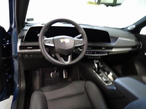 2025 Cadillac XT4 Sport