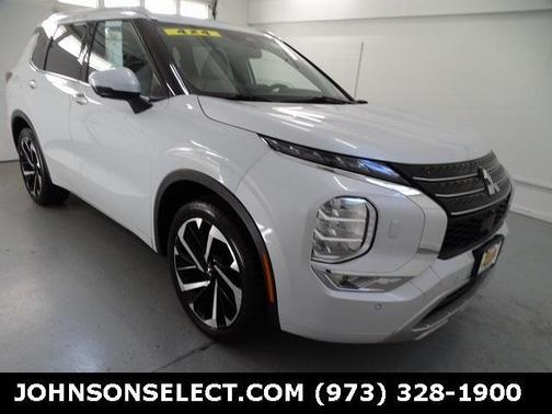2022 Mitsubishi Outlander SEL