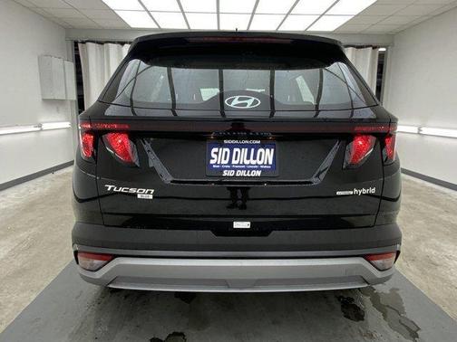 Ash Black 2026 Hyundai TUCSON Hybrid Blue SE
