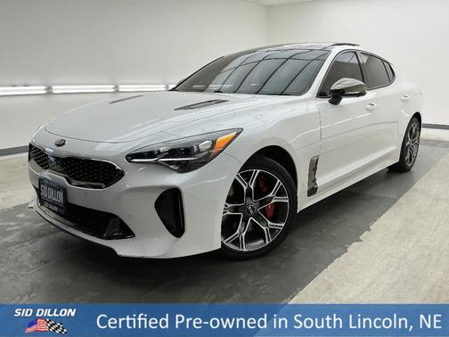 Snow White Pearl 2019 Kia Stinger GT2
