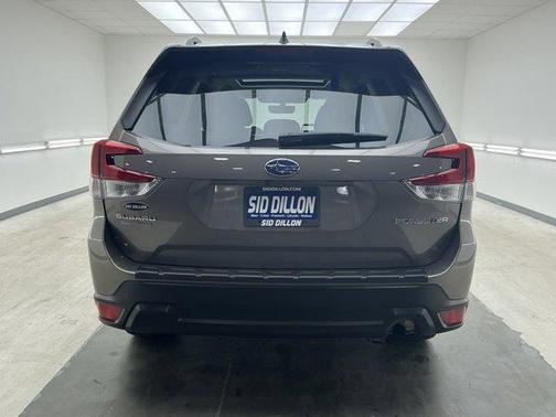 Brilliant Bronze Metallic 2024 Subaru Forester Premium