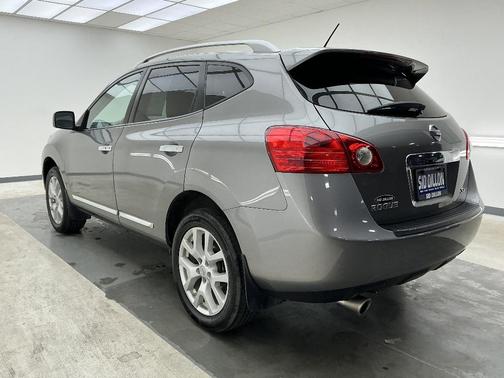 Platinum Graphite 2011 Nissan Rogue SV