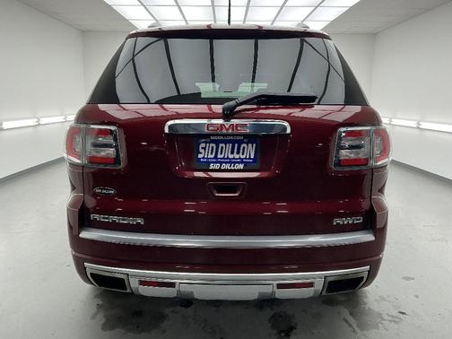 2016 GMC Acadia Denali