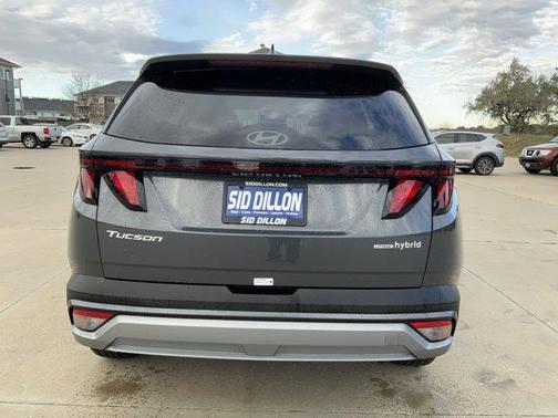 2026 Hyundai TUCSON Hybrid SEL