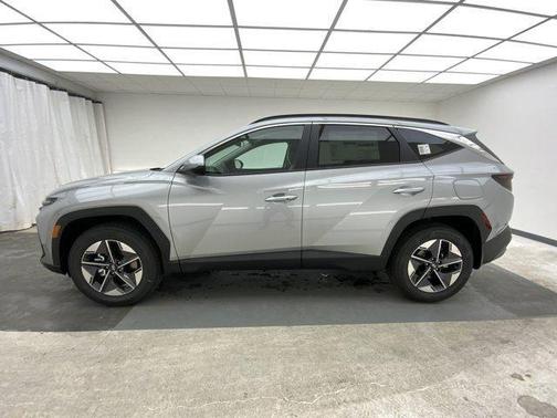 Shimmering Silver 2026 Hyundai TUCSON SEL