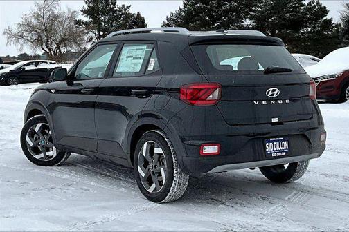 2025 Hyundai VENUE SEL