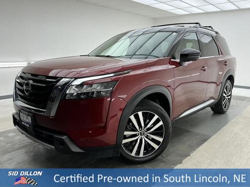 2023 Nissan Pathfinder Platinum