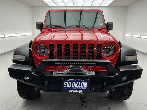 2020 Jeep Gladiator Sport