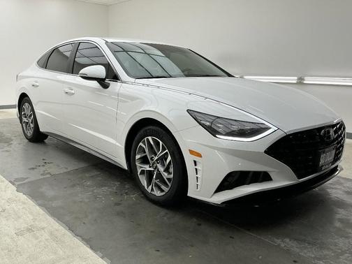 White 2023 Hyundai SONATA SEL