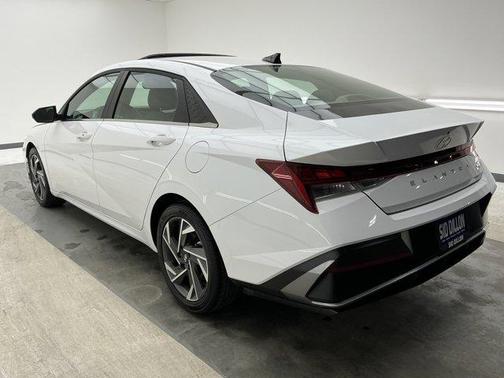 White 2025 Hyundai ELANTRA SEL Convenience