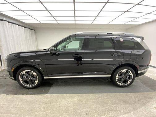 Abyss Black Pearl 2026 Hyundai Palisade Hybrid Limited