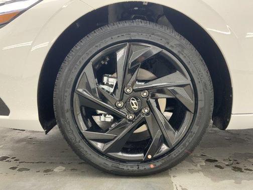 White 2026 Hyundai ELANTRA SEL Sport