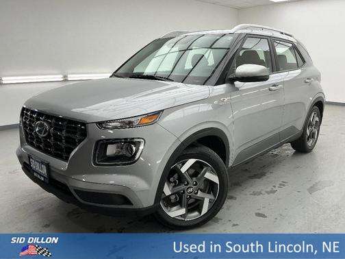 2025 Hyundai VENUE SEL