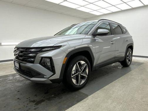 Shimmering Silver 2026 Hyundai TUCSON SEL