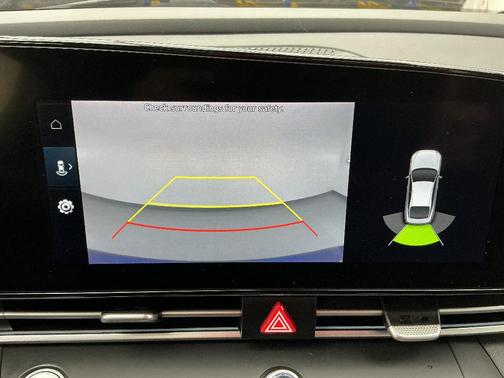 2022 Hyundai ELANTRA Limited