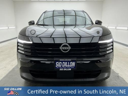 Super Black 2025 Nissan Kicks SV