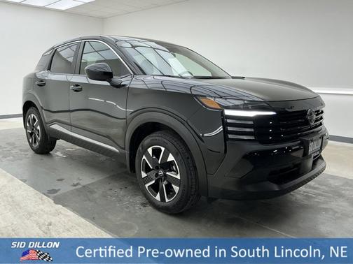 Super Black 2025 Nissan Kicks SV