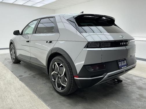 2023 Hyundai IONIQ 5 SEL