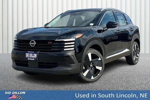 Super Black 2025 Nissan Kicks SR