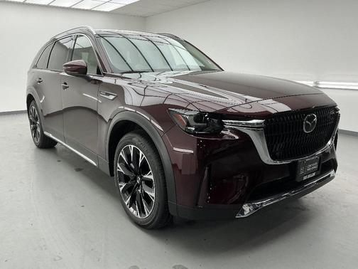 2024 Mazda CX-90 PHEV Premium Plus
