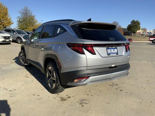 2026 Hyundai TUCSON Hybrid SEL