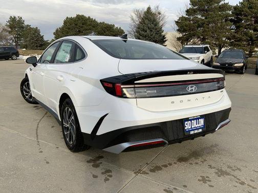 2026 Hyundai SONATA Hybrid Blue