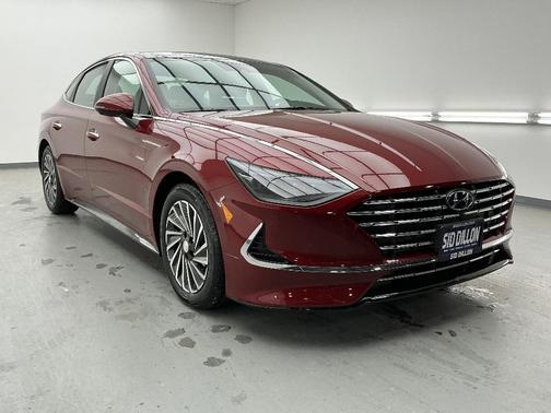 2023 Hyundai SONATA Hybrid Limited