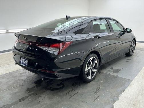 Onyx Black 2023 Hyundai ELANTRA SEL