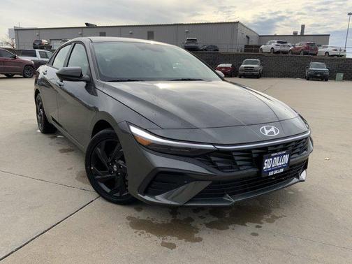 2026 Hyundai ELANTRA HEV SEL